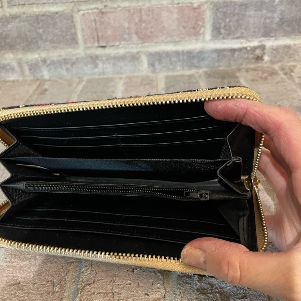 Wallet - Picture 5 of 6